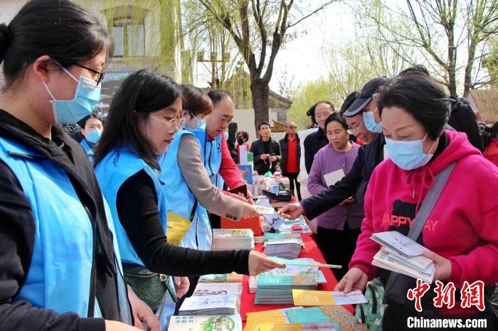 資料圖：山東省文旅廳組織文旅企業(yè)舉行文旅服務(wù)群眾相關(guān)活動。　趙曉 攝