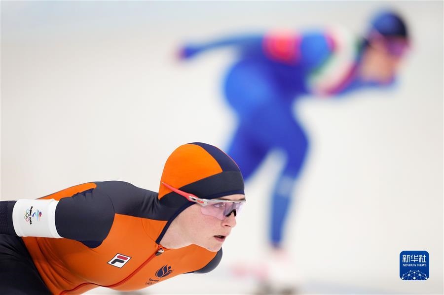 (新華全媒頭條·圖文互動)(12)鐘華論:中國攜手世界 向著春天出發(fā)——寫在北京第二十四屆冬季奧林匹克運動會閉幕之際