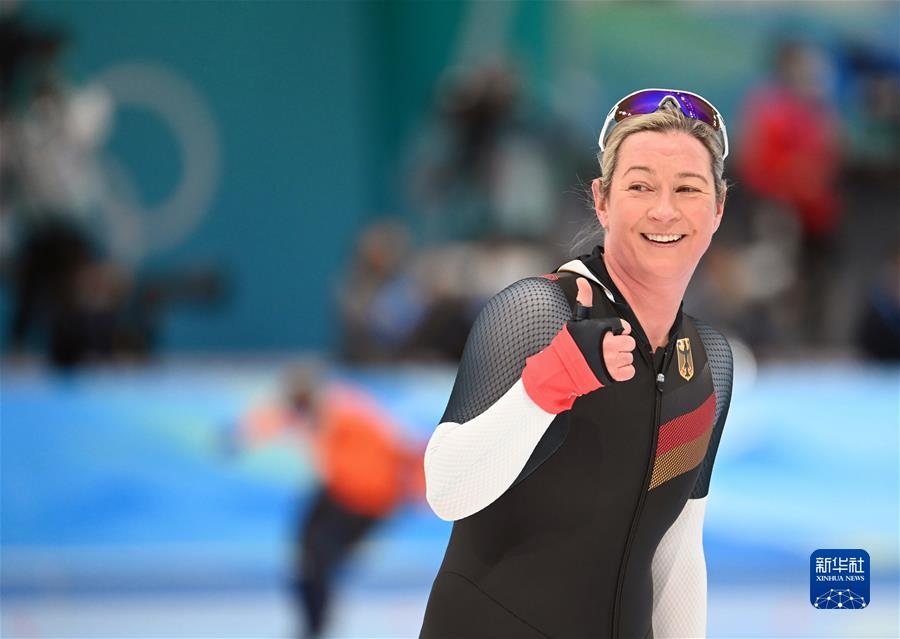 (新華全媒頭條·圖文互動)(13)鐘華論:中國攜手世界 向著春天出發(fā)——寫在北京第二十四屆冬季奧林匹克運動會閉幕之際