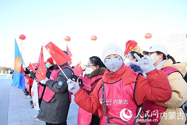 2022年呼和浩特市第七屆徒步迎新活動現(xiàn)場。人民網 劉藝琳攝