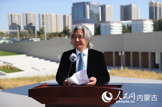 全國政協(xié)副秘書長、民盟中央專職副主席、中國美術(shù)館館長、中國城市雕塑家協(xié)會主席吳為山開幕致辭。王劭凱攝