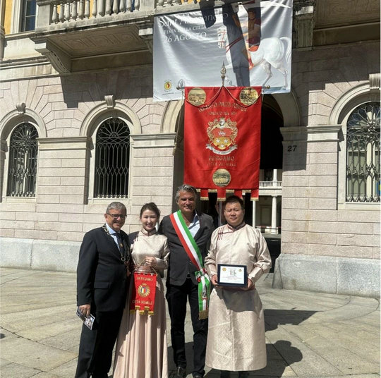 1756267267120992.jpg 文藝3.jpg