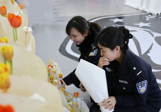 1772808101844283.jpg 警察1.jpg