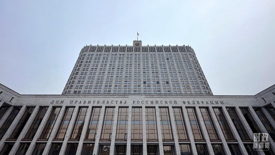 △俄羅斯聯邦政府大廈。（總臺央視記者范一鳴拍攝）