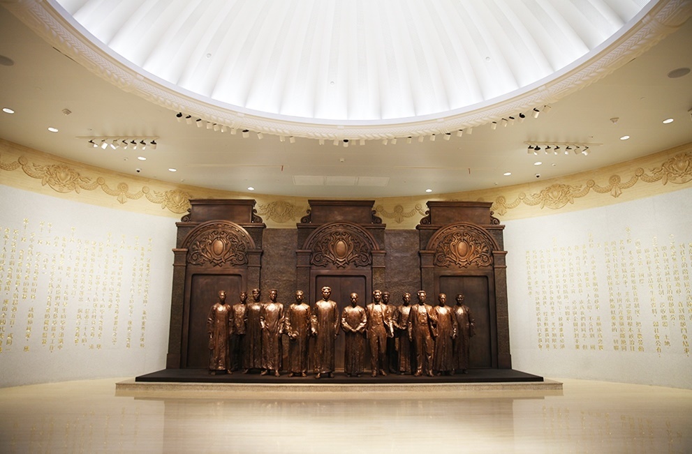 中共一大紀(jì)念館序廳。人民網(wǎng)記者 楊文全攝