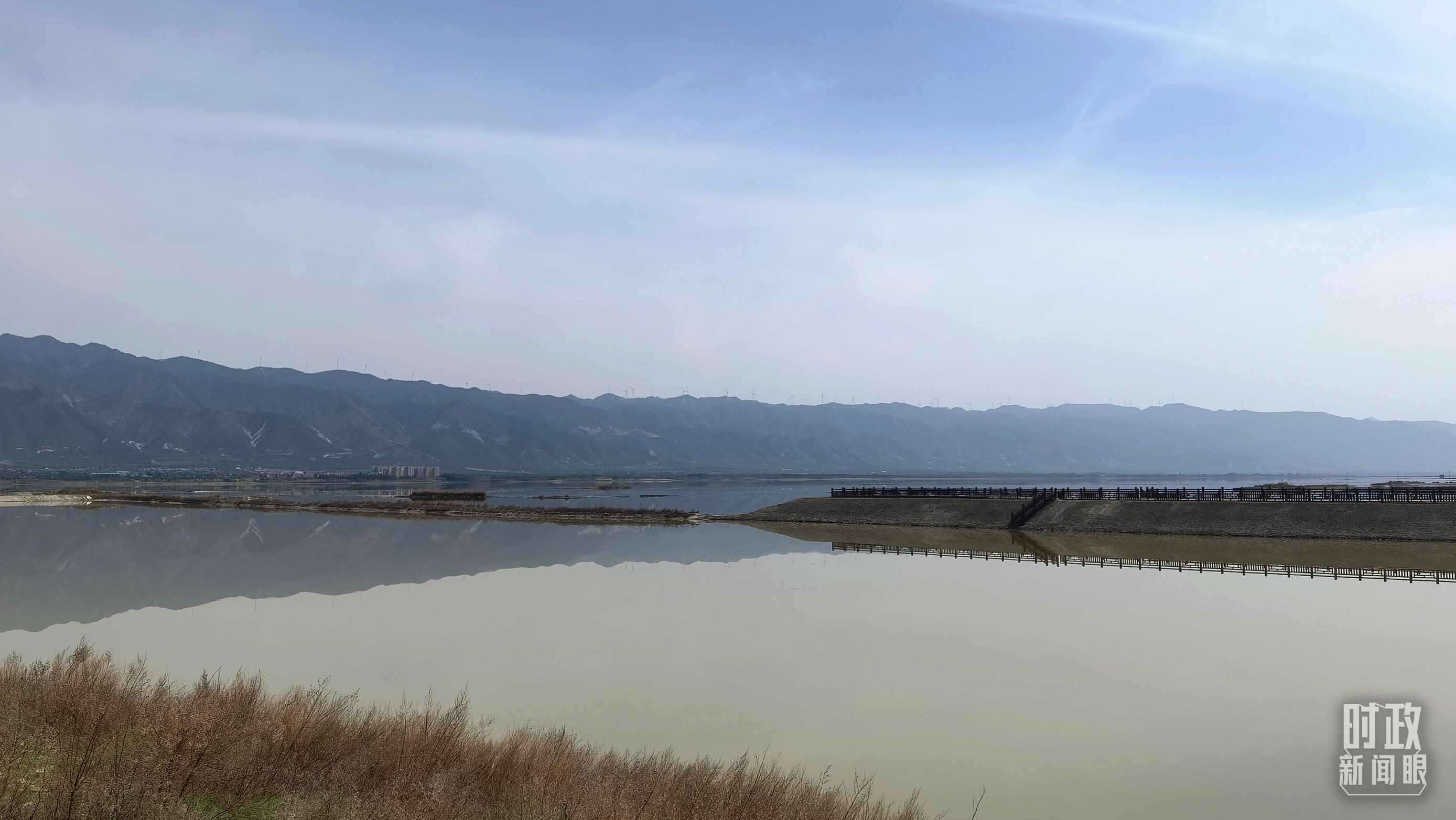△運(yùn)城鹽湖。（總臺(tái)央視記者馬亞陽(yáng)拍攝）