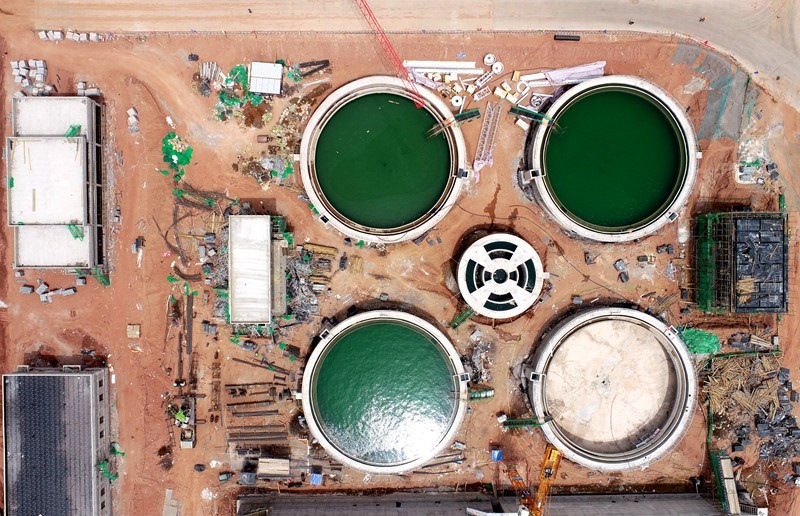 污水處理廠及水資源再生利用項(xiàng)目沉淀池。受訪者供圖