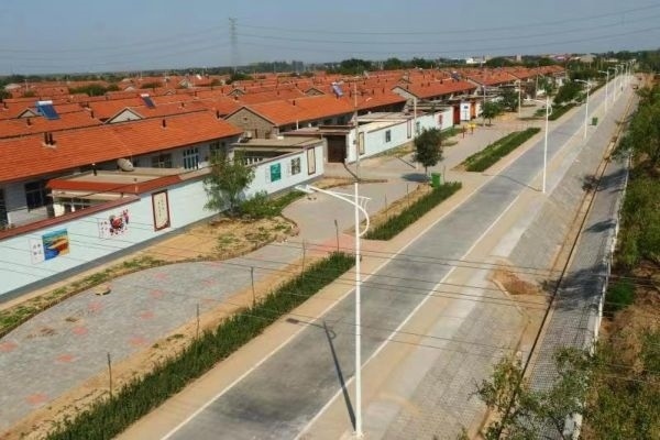 后仙莊村整治后道路整潔,住房整齊劃一