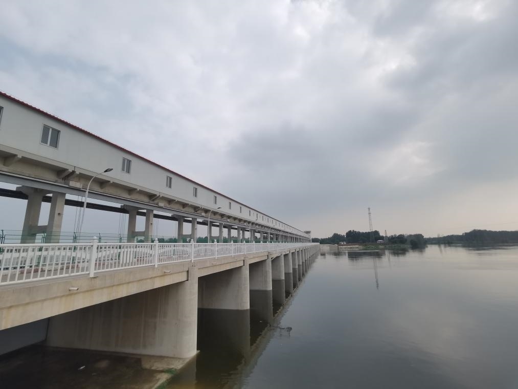 圖為獨(dú)流減河進(jìn)洪南閘。新華社記者 劉惟真 攝