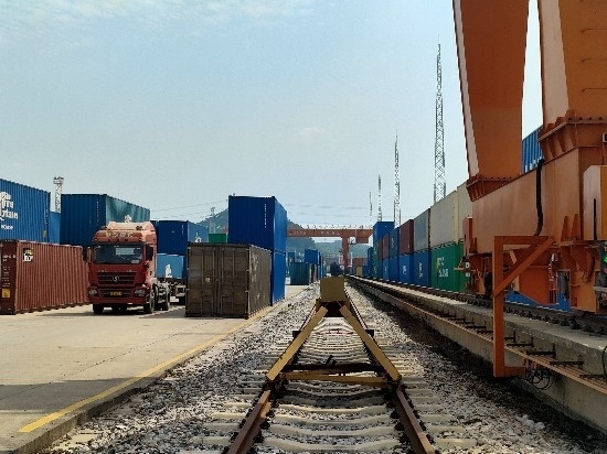 廣州東部公鐵聯(lián)運(yùn)樞紐（增城西站）。人民網(wǎng) 王雅蝶攝