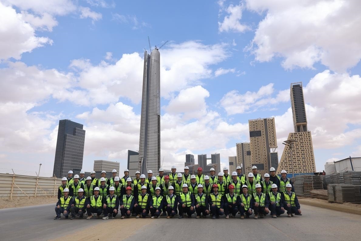 埃及新首都CBD標(biāo)志塔項(xiàng)目青年工程師團(tuán)隊(duì)。 受訪(fǎng)者供圖