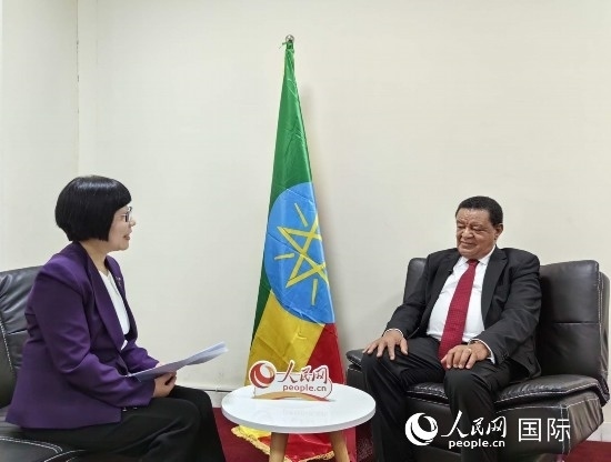 穆拉圖·特肖梅接受人民網(wǎng)記者唐維紅采訪。人民網(wǎng)記者 陳星星攝