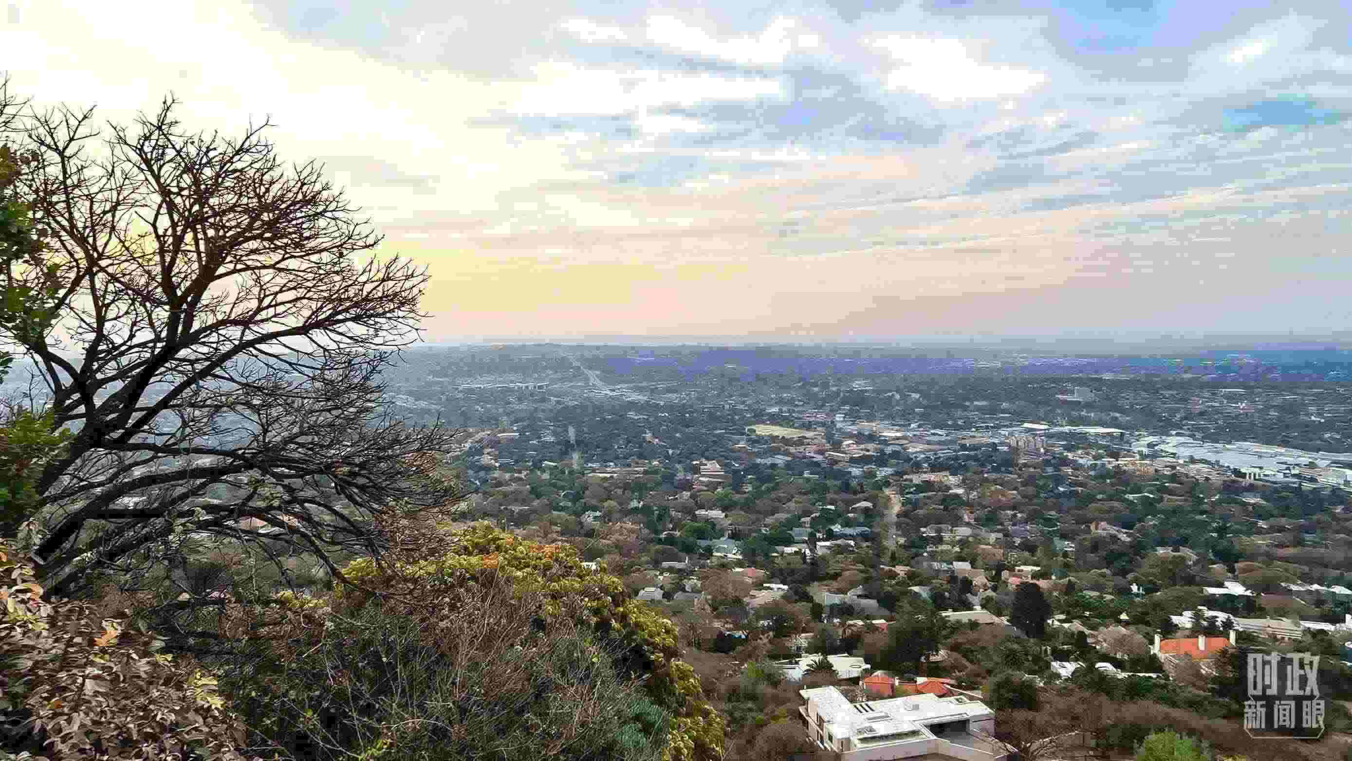 △南非約翰內(nèi)斯堡。（總臺(tái)央視記者韓銳拍攝）