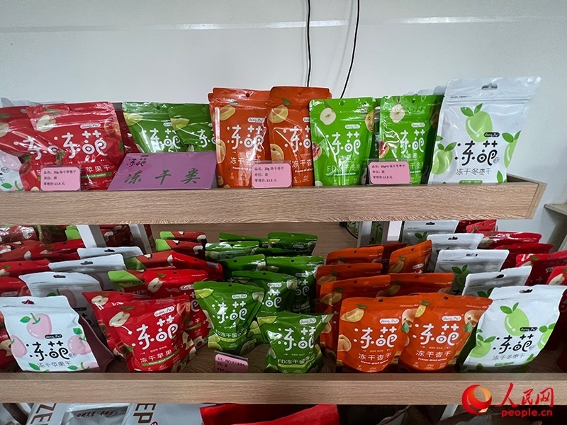 各種凍干食品。人民網(wǎng)記者 常雪梅攝