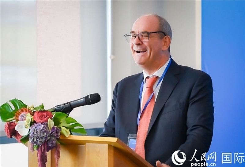 圖為倫敦?戶港代表致辭。人民網(wǎng) 郭錦標(biāo)攝