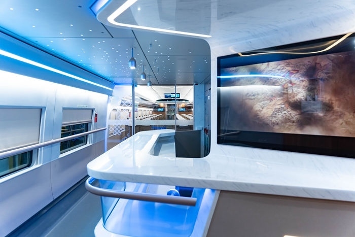 復興號亞運智能動車組列車車廂。上海鐵路局融媒體中心供圖