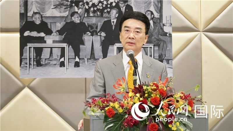 在日中國(guó)企業(yè)協(xié)會(huì)會(huì)長(zhǎng)王家馴致祝酒詞。人民網(wǎng) 蔣曉辰攝