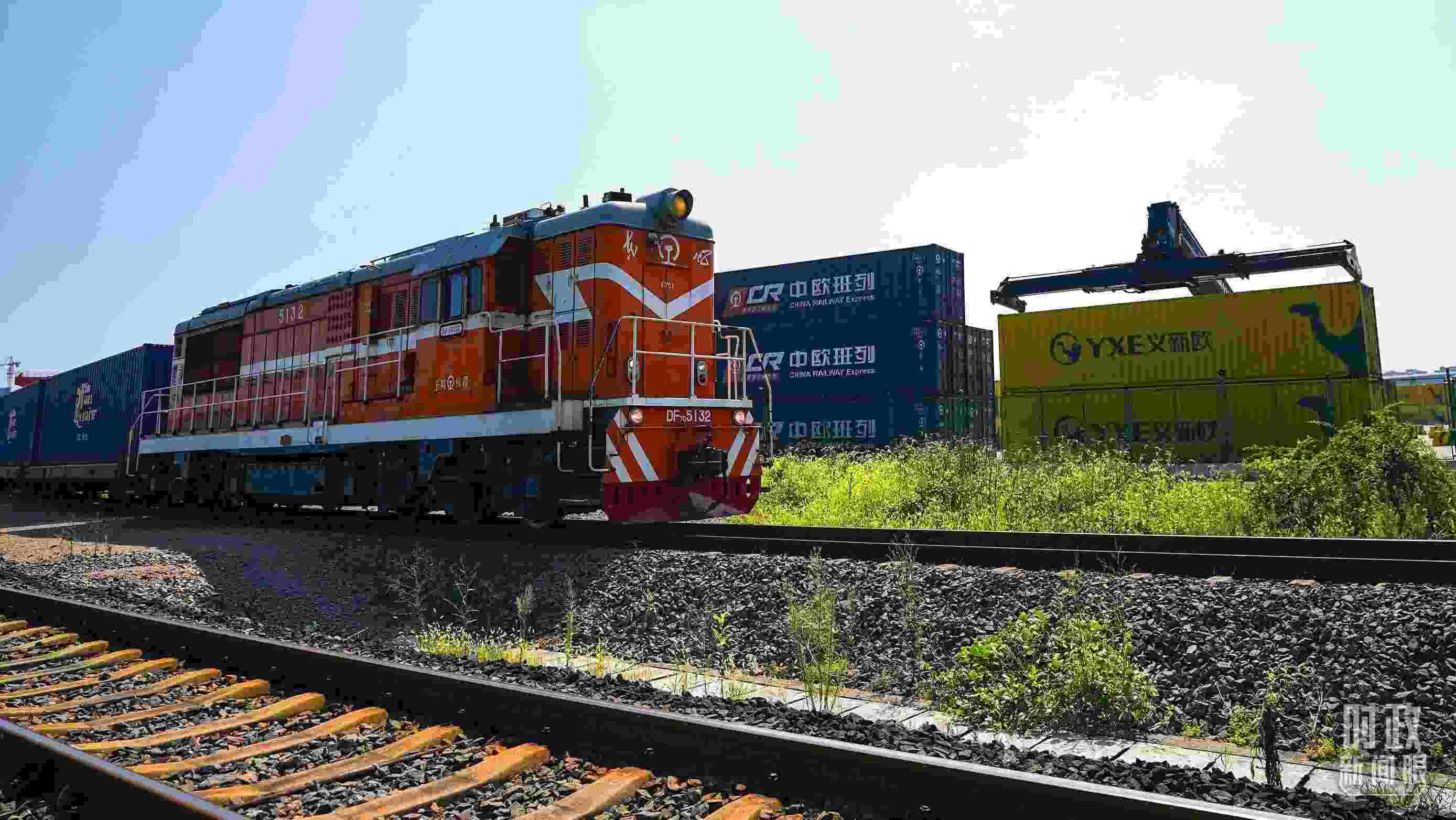 △“義新歐”中歐班列。（總臺國廣記者李晉拍攝）