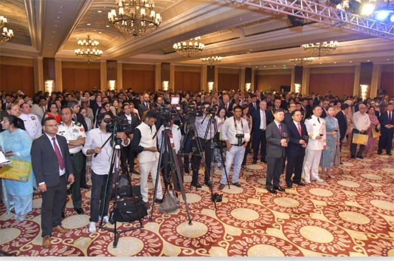 印度各界人士，各國(guó)駐印使節(jié)及外交官，中資企業(yè)、留學(xué)生和華僑華人等700余人出席招待會(huì)活動(dòng)現(xiàn)場(chǎng)。中國(guó)駐印度大使館供圖