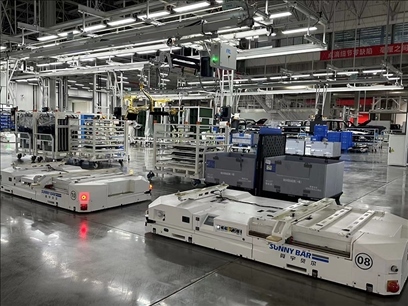 新能源汽車智能生產(chǎn)線。人民網(wǎng) 王紹紹攝