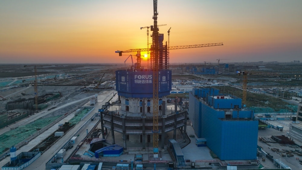 在雄安新區(qū)啟動區(qū)拍攝的中國中化大廈項目（9月21日攝，無人機照片）。新華社記者 張鋮 攝