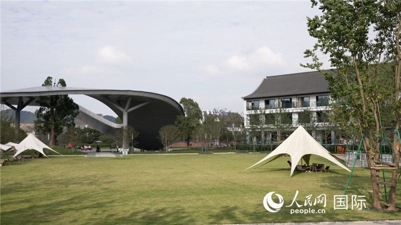 安吉露營地。人民網(wǎng) 彭昱凱攝