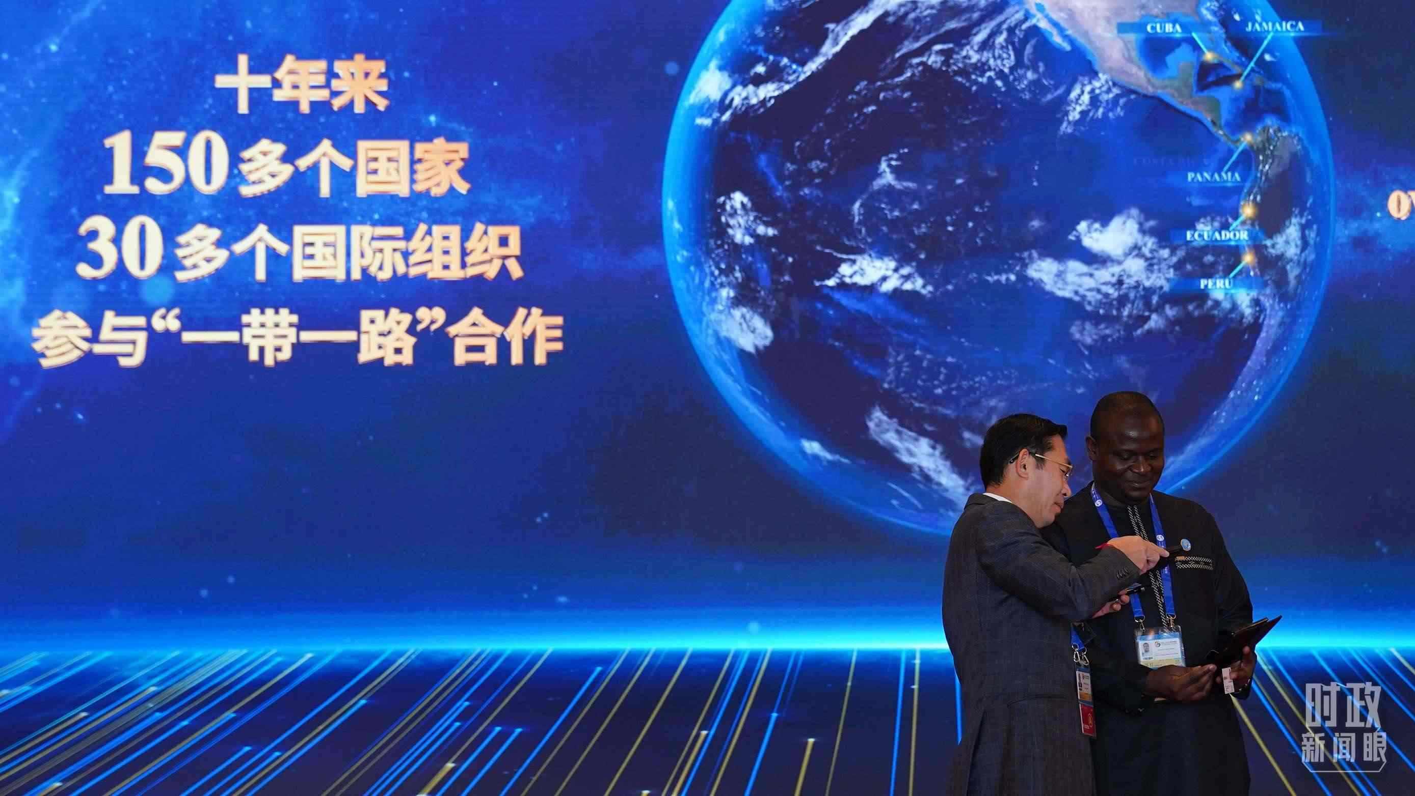 △“一帶一路”助力許多發(fā)展中國(guó)家加快邁向現(xiàn)代化的步伐。（總臺(tái)國(guó)廣記者李晉拍攝）