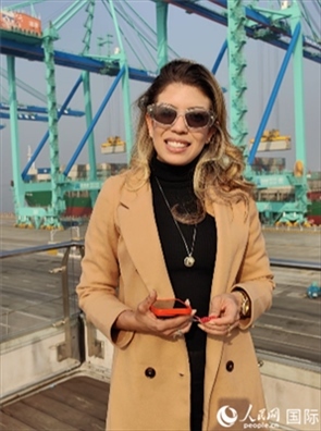 巴西《中北部傳媒集團》記者拉尼艾莉接受采訪。人民網(wǎng)記者 符園園攝