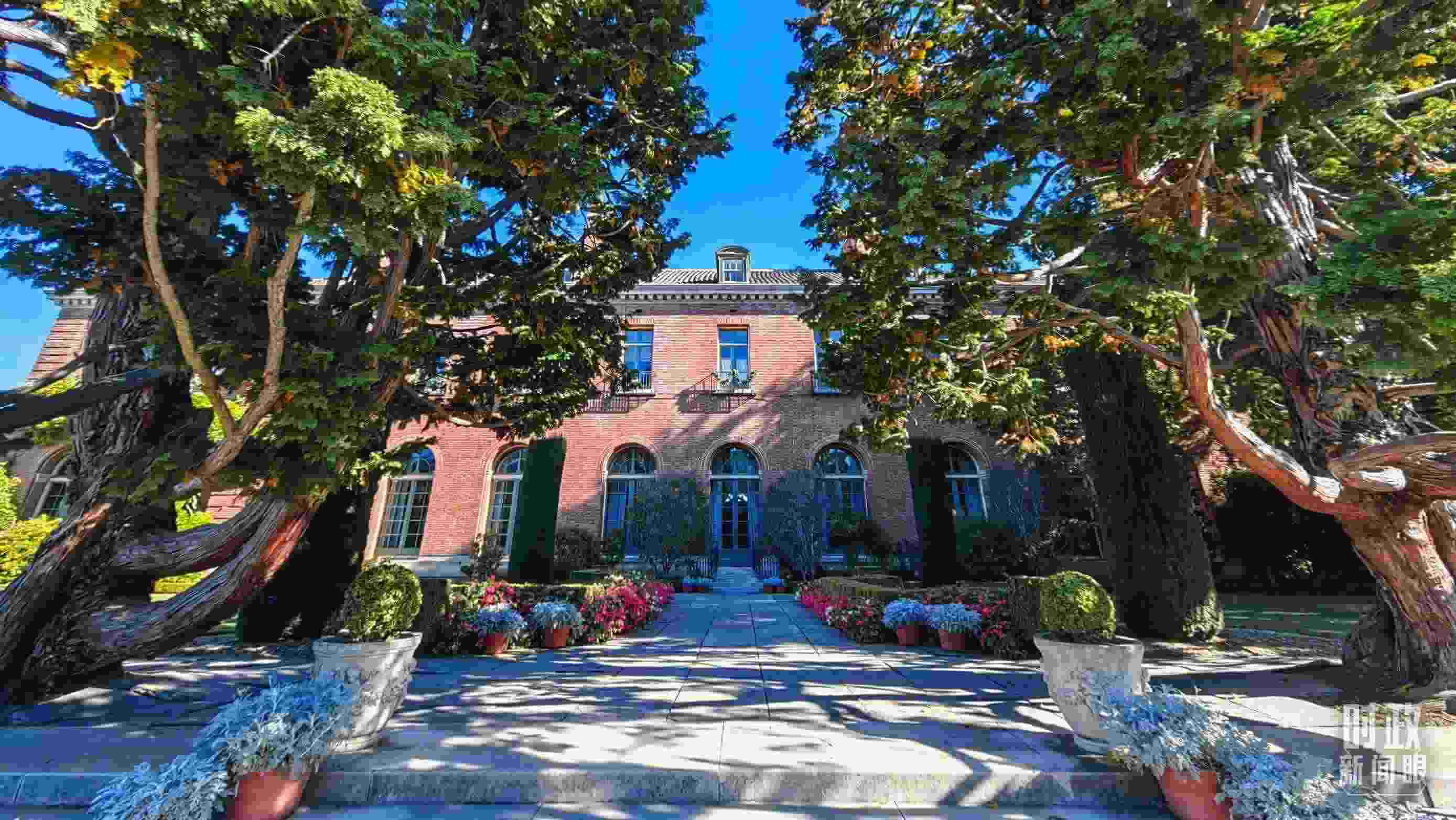 中美元首會晤在斐洛里莊園舉行。（總臺央視記者張曉鵬拍攝）