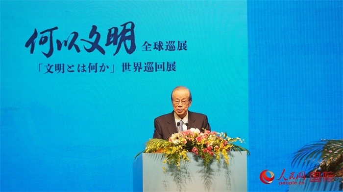 日本前首相福田康夫致辭。人民網(wǎng) 蔣曉辰攝