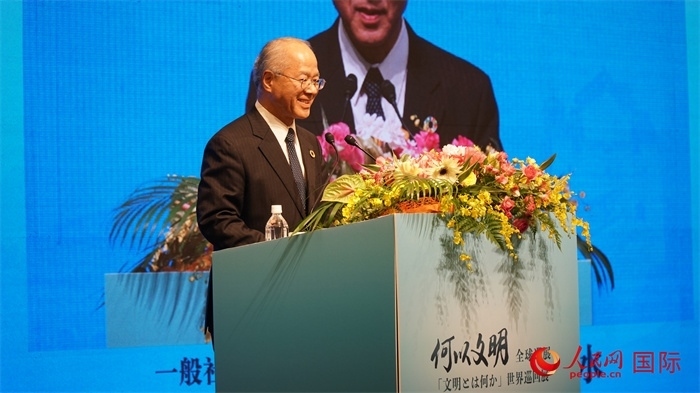 日本日中協(xié)會(huì)理事長(zhǎng)瀨野清水致辭。人民網(wǎng) 蔣曉辰攝