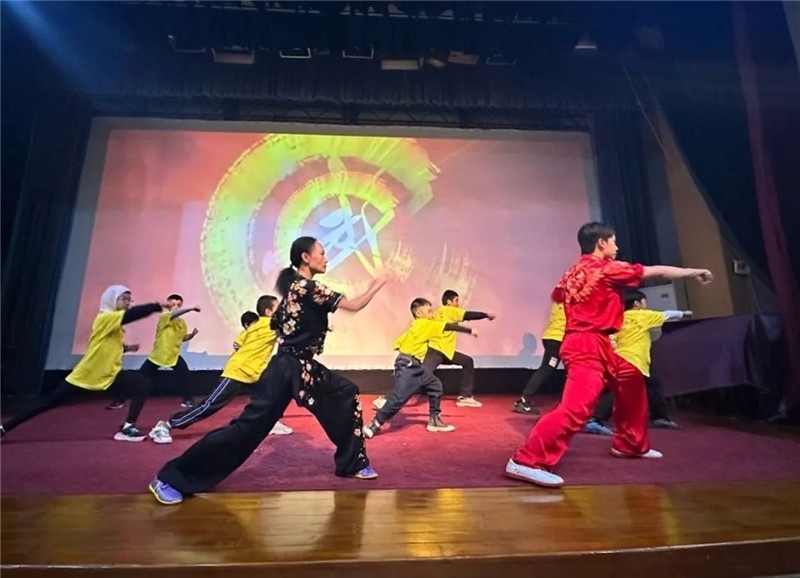 圖為2023“中華文化大樂園—埃及開羅營”閉幕式活動現(xiàn)場。主辦方供圖