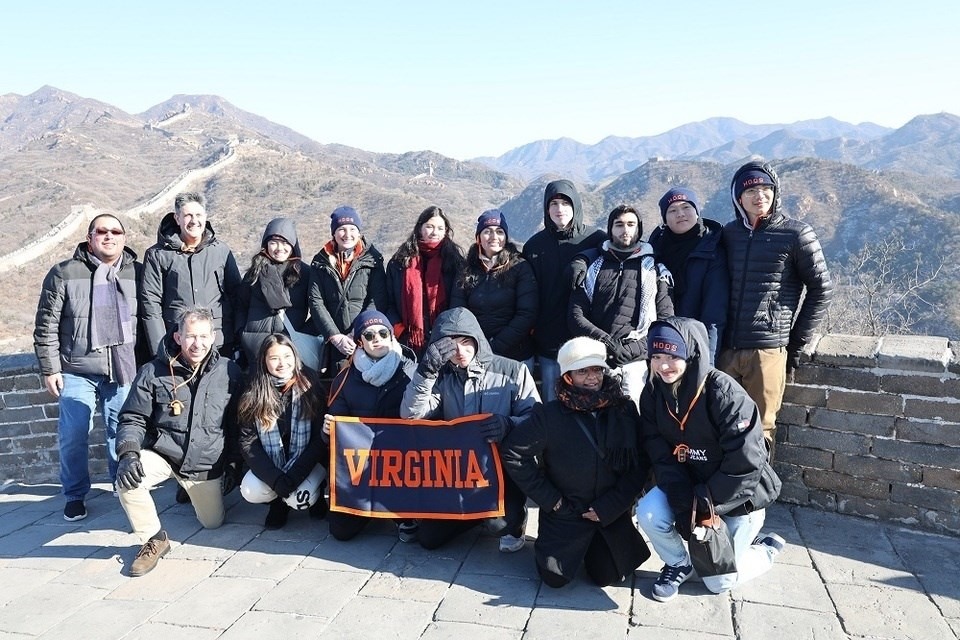 資訊有故事︱美國(guó)弗吉尼亞大學(xué)乒乓球代表團(tuán)訪華:重走乒乓路 一起向未來(lái)