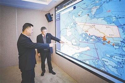 圖③：法官為涉案船舶尋找安全的錨泊地點。