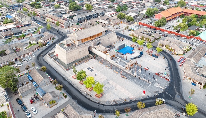 2022年9月8日，航拍河北正定古城陽和樓與正定歷史文化街。