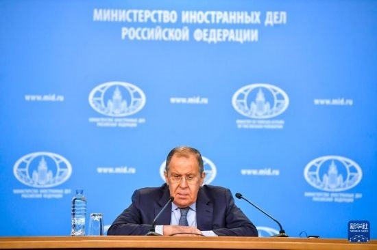 1月18日，在俄羅斯首都莫斯科，俄羅斯外長拉夫羅夫回答記者提問。新華社發(fā)（亞歷山大攝）