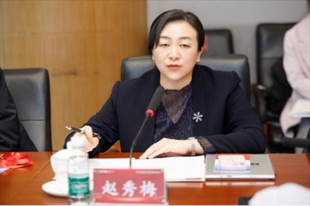 人民網(wǎng)輿情數(shù)據(jù)中心主任、人民在線總經(jīng)理趙秀梅發(fā)言