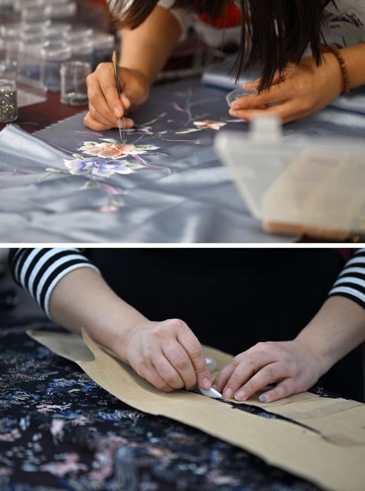 拼版照片：上圖為老美華定制車間的制衣師傅在面料上貼鉆；下圖為老美華定制車間的制衣師傅在面料上劃線（2023年12月8日攝）。天津老美華始創(chuàng)于1911年，歷史上以“千層底”布鞋聞名，是享譽(yù)津門的“中華老字號(hào)”。新華社記者 李然 攝