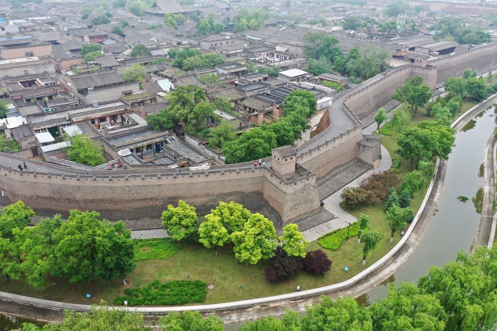 平遙古城一角（2023年5月30日攝，無人機照片）。新華社記者 詹彥 攝