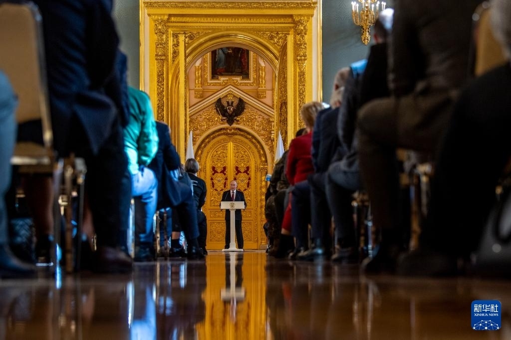 3月20日，俄羅斯總統(tǒng)普京在莫斯科克里姆林宮與其競選團隊代表舉行見面會。新華社記者 曹陽 攝