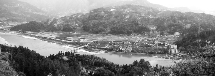 搬遷前的景寧外舍村。供圖 共享聯(lián)盟·景寧