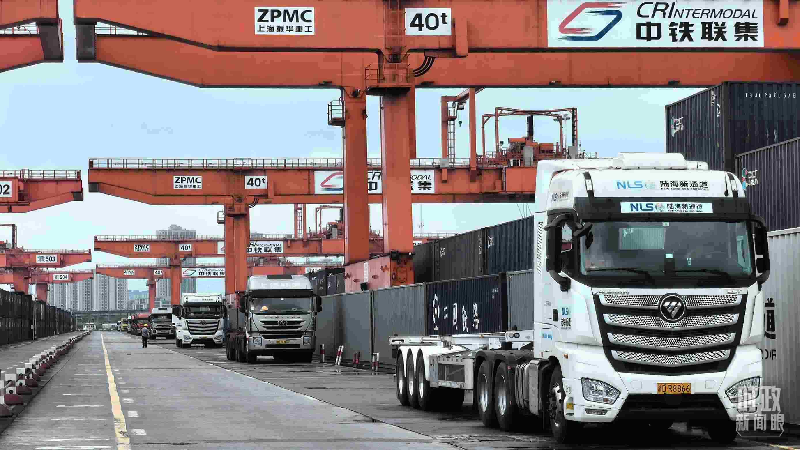 △重慶國際物流樞紐園區(qū)。（總臺央視記者趙化拍攝）