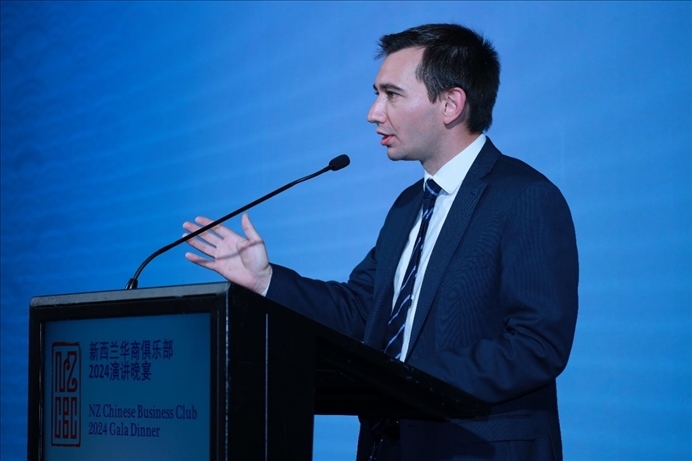 西緬·布朗部長。主辦方供圖