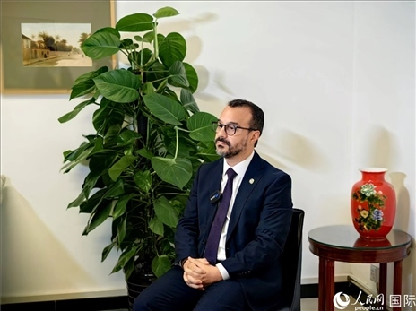 巴西文化部副部長(zhǎng)卡西修斯·羅薩接受人民網(wǎng)專訪。人民網(wǎng)記者 符園園攝