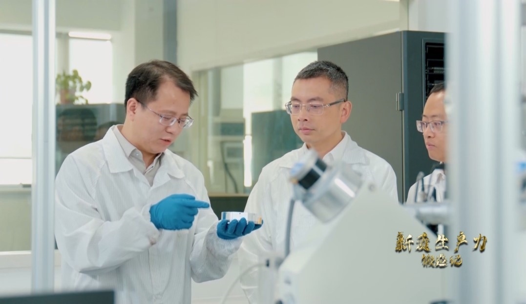 長(zhǎng)沙巴斯夫杉杉電池材料研究院，正在進(jìn)行電池材料研究。