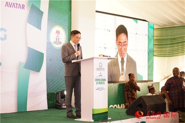 阿凡達(dá)新材料有限公司執(zhí)行董事朱興建致辭。人民網(wǎng)記者 姜宣攝