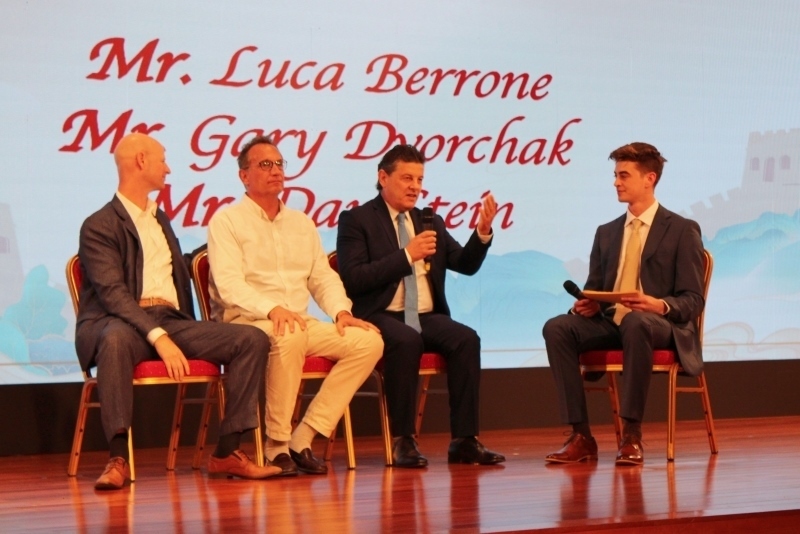 2、在故事分享環(huán)節(jié)，多名友好人士分享他們與中國的故事。 伊莎貝爾·羅德里格斯攝