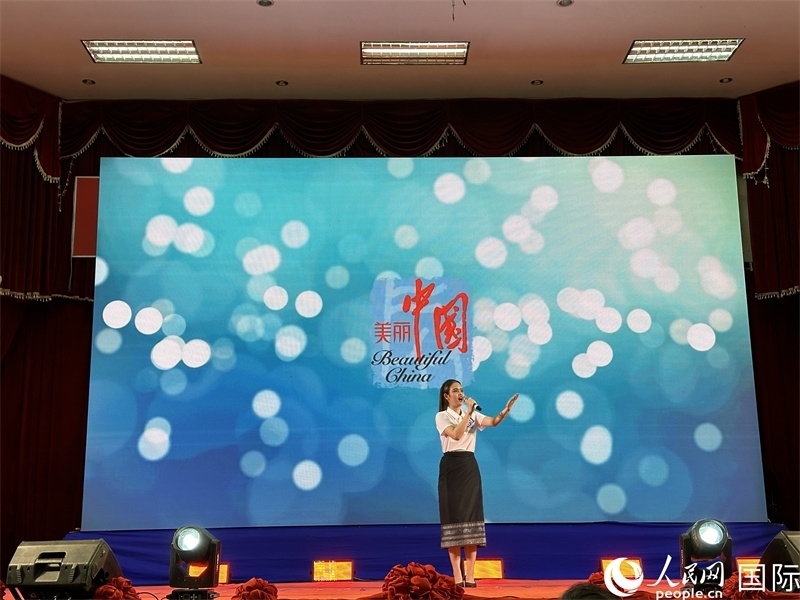 圖片：老撾選手進(jìn)行中文演講。孫廣勇攝