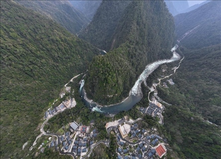 2023年3月10日，云南獨(dú)龍江航拍