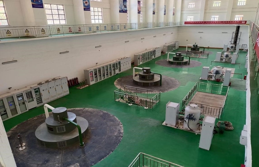  剛果（金）布桑加水電站四臺(tái)發(fā)電機(jī)組。中鐵資源集團(tuán)供圖